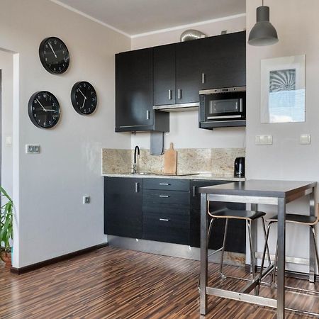 Airport Residence Amber Varsovie Extérieur photo