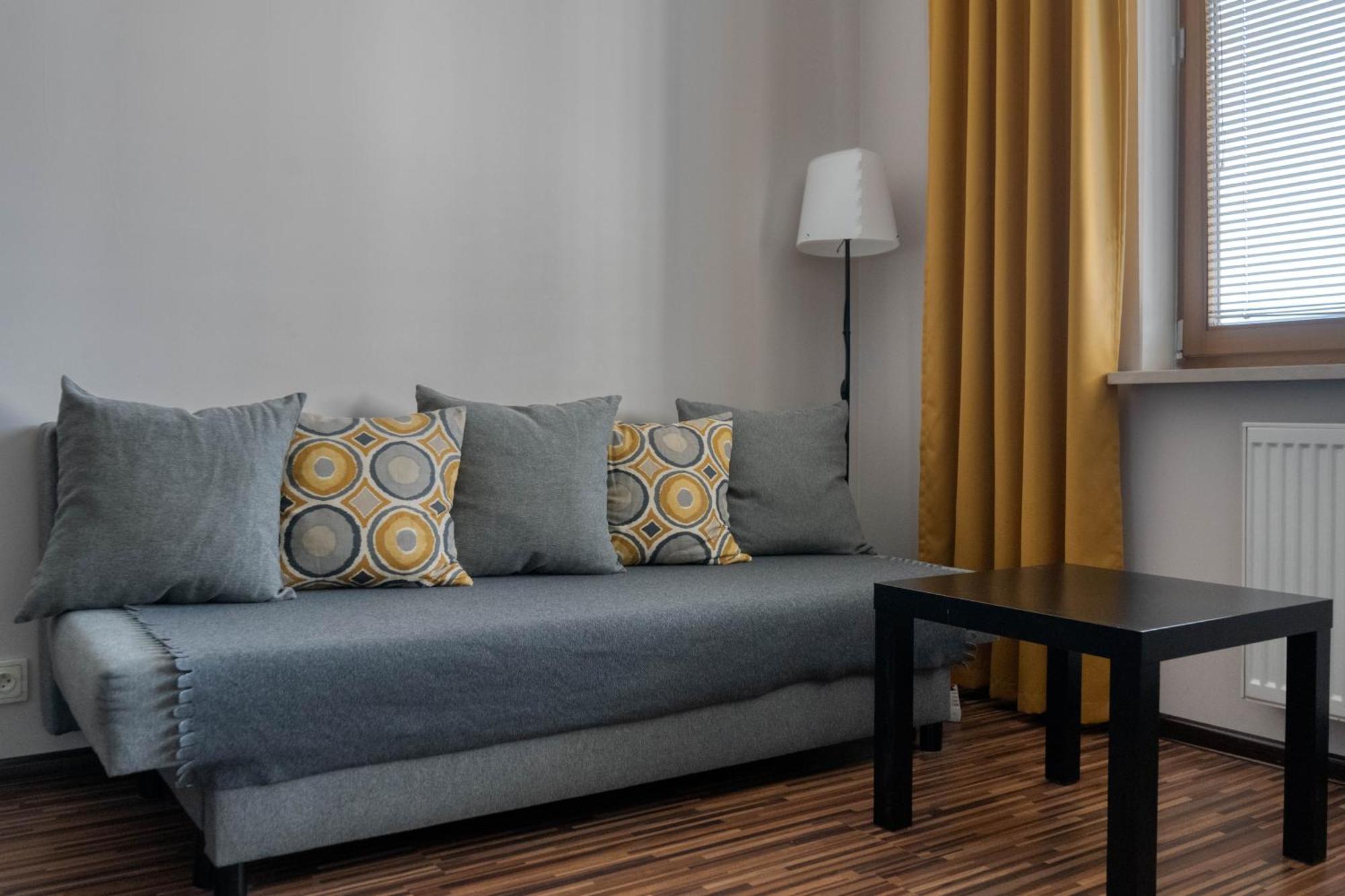 Airport Residence Amber Varsovie Extérieur photo